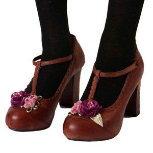 Poetic License 39.5 9 London Calling Heels NEW